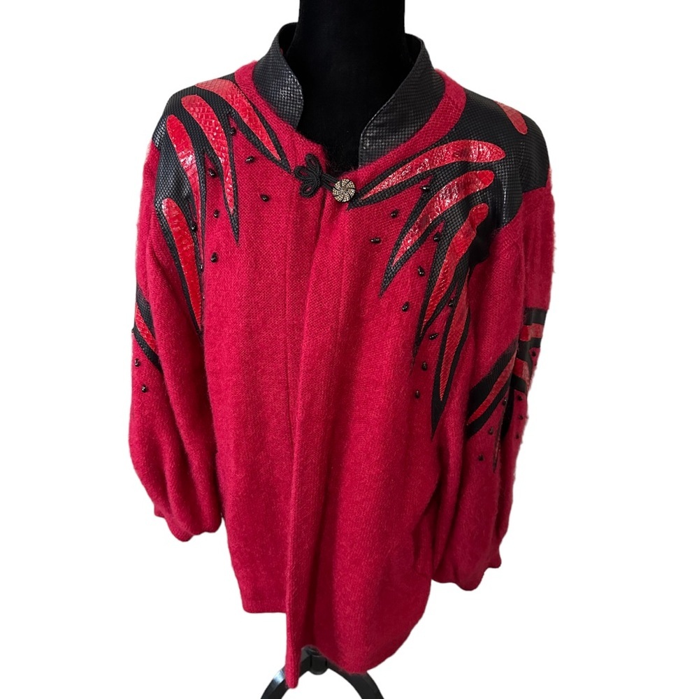 Vintage Ingrid Muhlhofer 1980 Mohair, Beaded, Floral Sweater,Size Medium. - Picture 2 of 16
